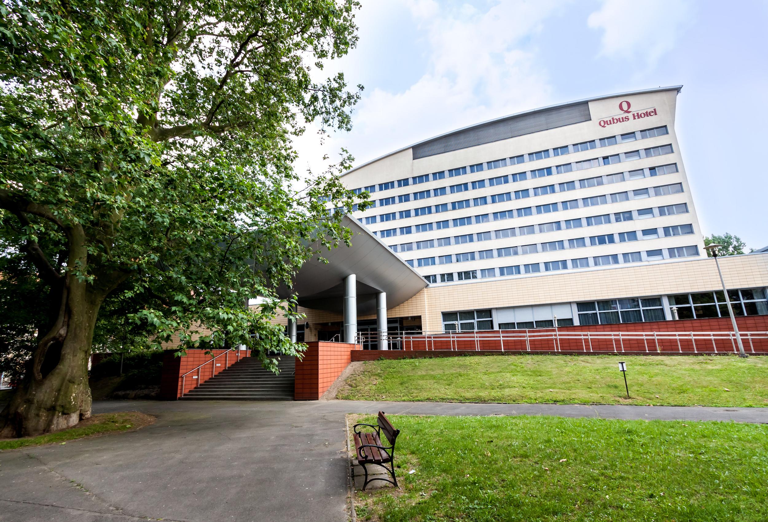 Qubus Hotel Legnica Luaran gambar