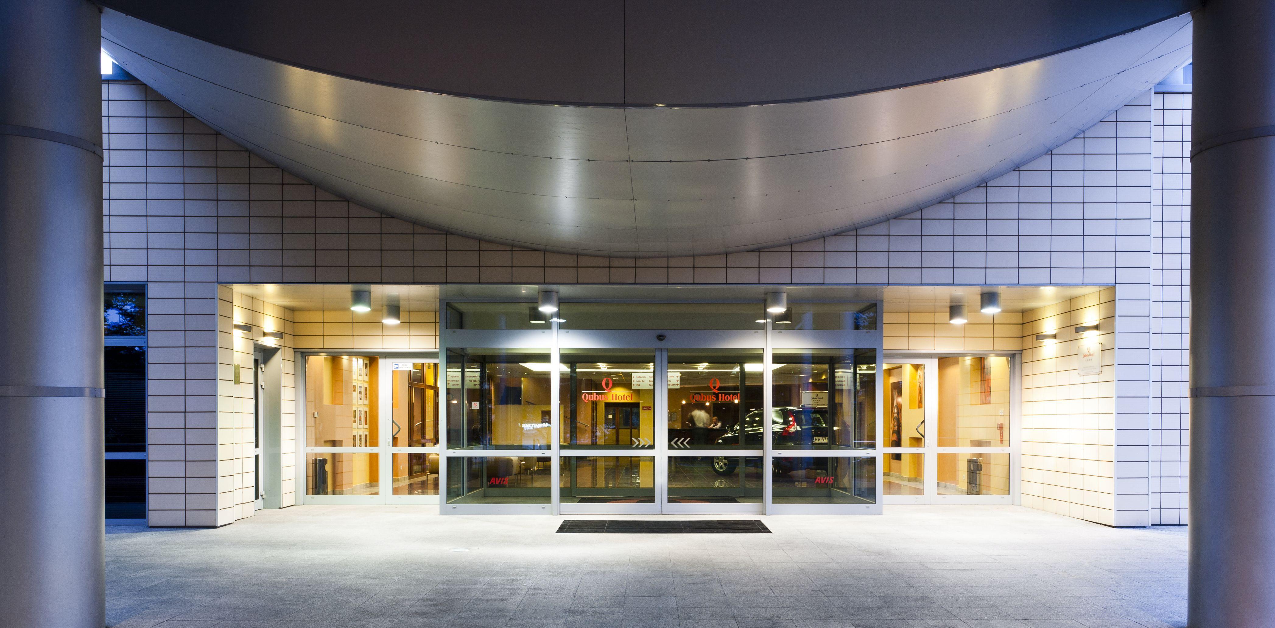 Qubus Hotel Legnica Luaran gambar